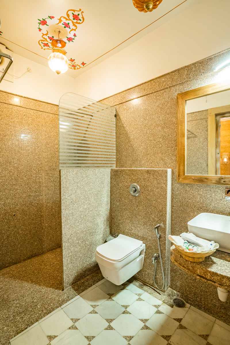 Rang Niwas Hotel