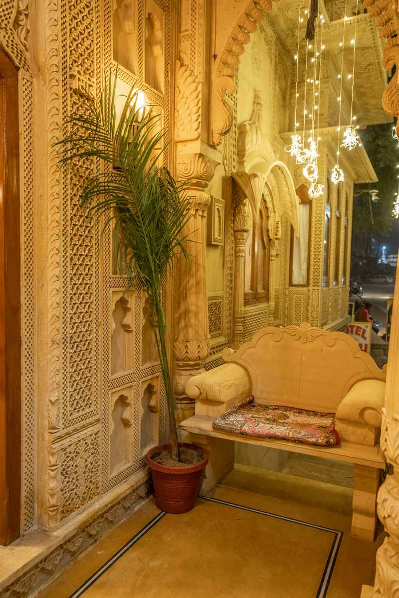 Rang Niwas Hotel