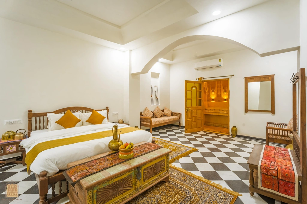 Rang Niwas Hotel
